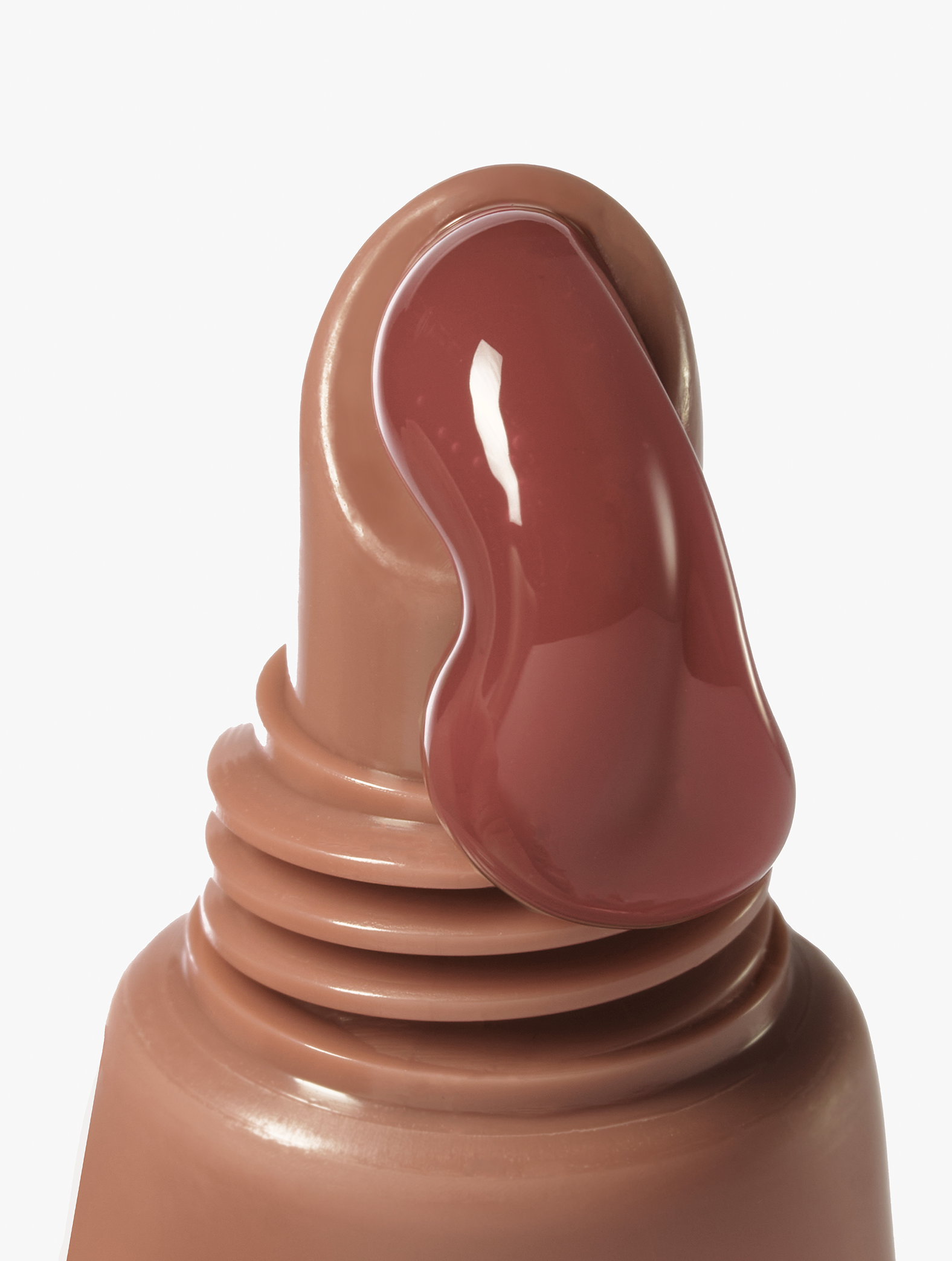 Close up of the lanolips ceramide milkshake balm caramel melt.