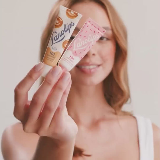 Video of the Lanolips 101 Delicious range. The range comes in two delicious flavours: Glazed Donut and Raspberry Shortcake.