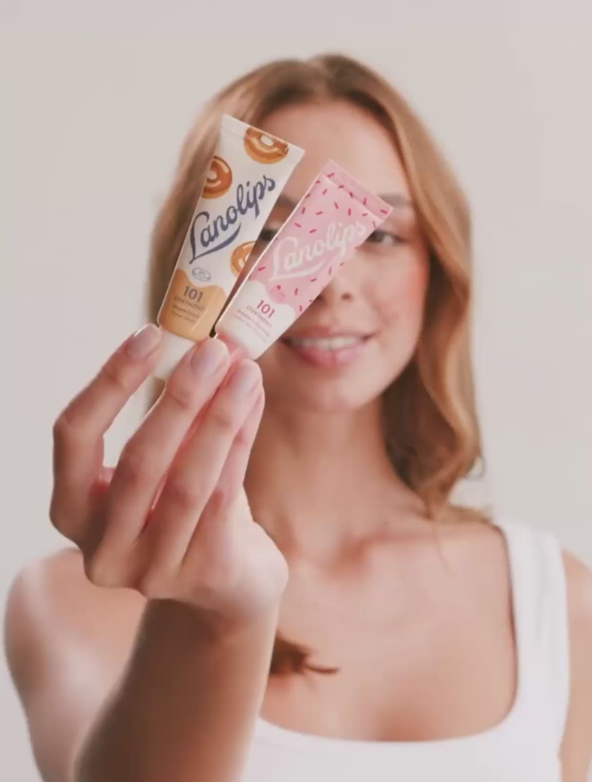 Video of the Lanolips 101 Delicious range. The range comes in two delicious flavours: Glazed Donut and Raspberry Shortcake.